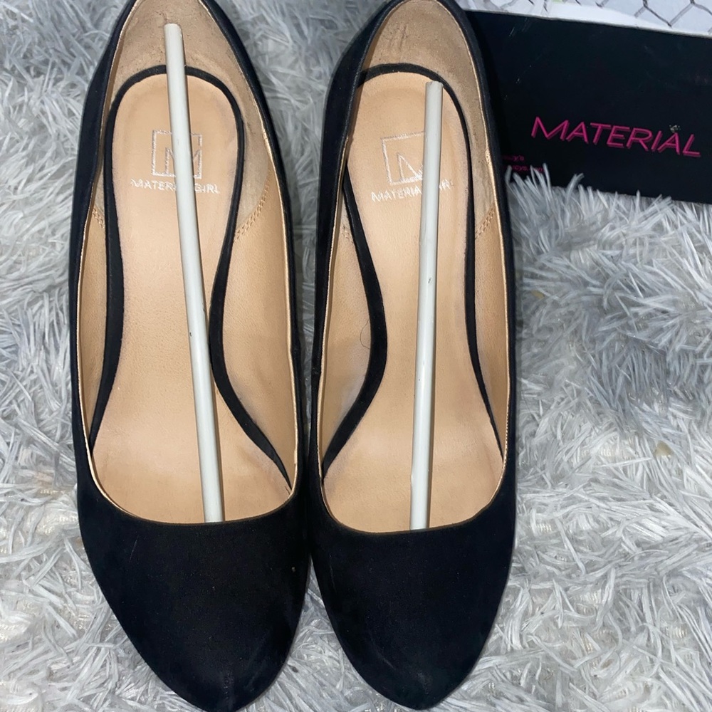 Black suede pump heels